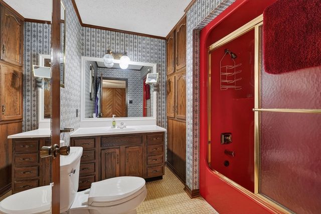 460 Petite Dr, Cookeville, TN 38501