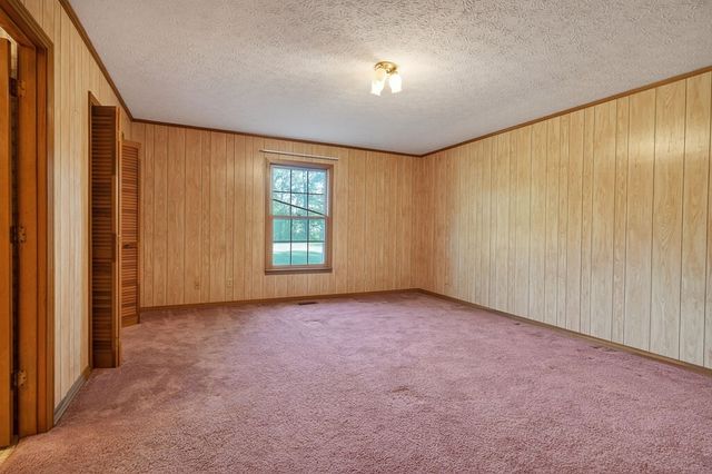 460 Petite Dr, Cookeville, TN 38501