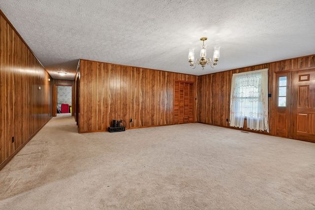 460 Petite Dr, Cookeville, TN 38501