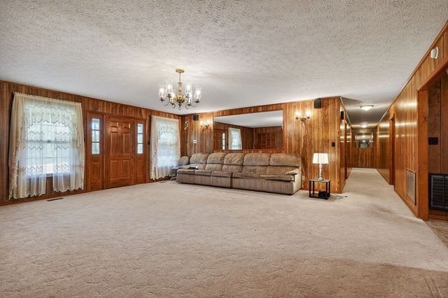 460 Petite Dr, Cookeville, TN 38501