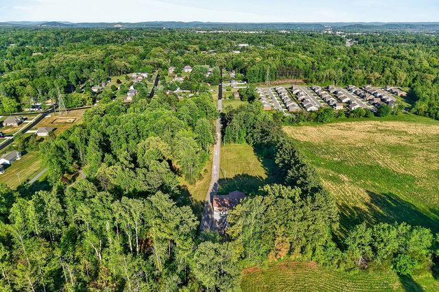 460 Petite Dr, Cookeville, TN 38501