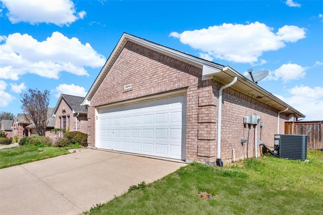 12645 Lillybrook Lane, Fort Worth, TX 76244