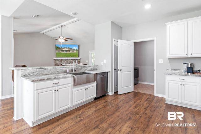 8552 March Road, Irvington, AL 36544