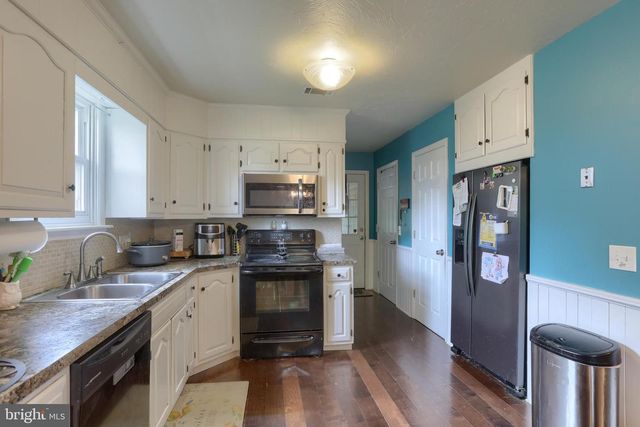 747 BARBARA ANN DR, Lebanon, PA 17046