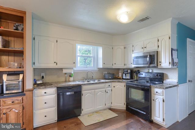 747 BARBARA ANN DR, Lebanon, PA 17046