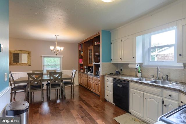 747 BARBARA ANN DR, Lebanon, PA 17046