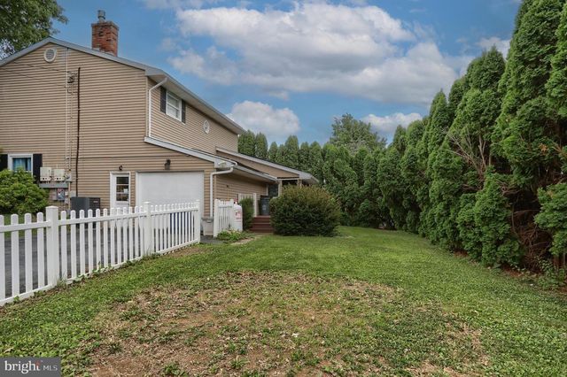 747 BARBARA ANN DR, Lebanon, PA 17046