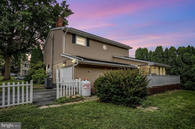 747 BARBARA ANN DR, Lebanon, PA 17046