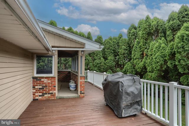 747 BARBARA ANN DR, Lebanon, PA 17046