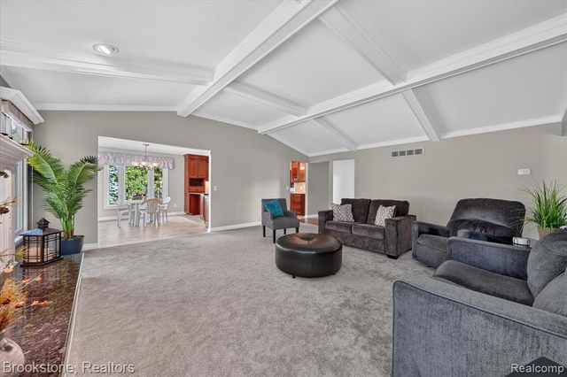 11921 Raintree Court, Shelby Twp, MI 48315