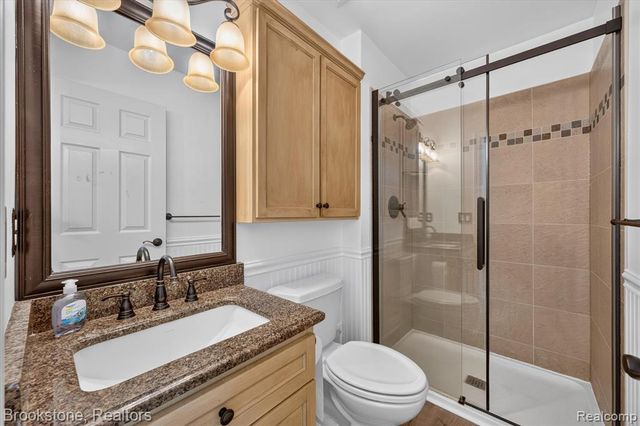 11921 Raintree Court, Shelby Twp, MI 48315