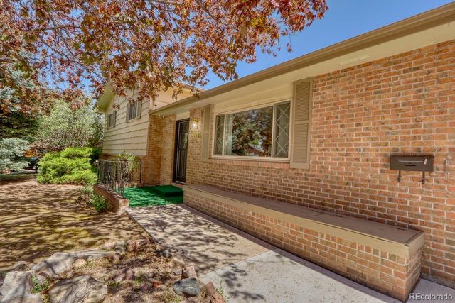 2114 Agate Court, Loveland, CO 80538