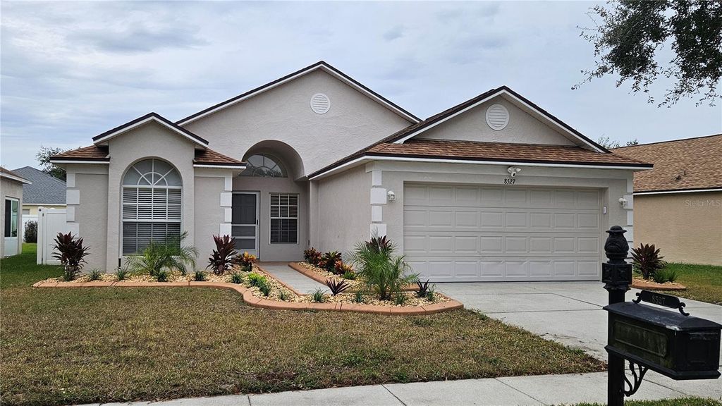 8527 CARRIAGE POINTE DRIVE, Gibsonton, FL 33534