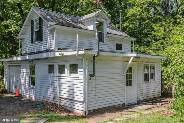 25 ELM RIDGE RD, Pennington, NJ 08534