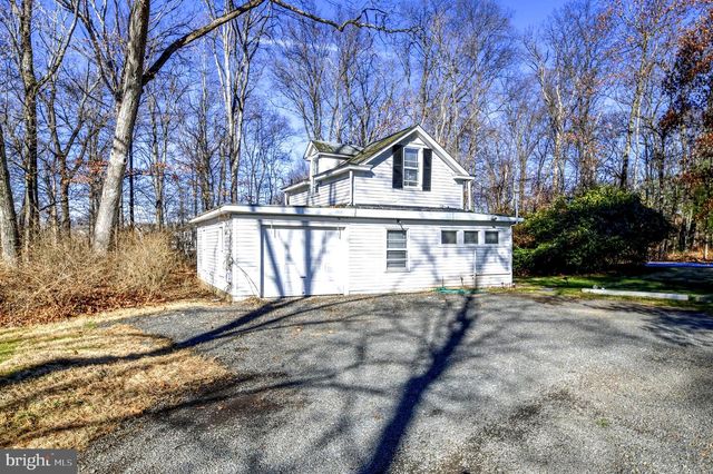 25 ELM RIDGE RD, Pennington, NJ 08534