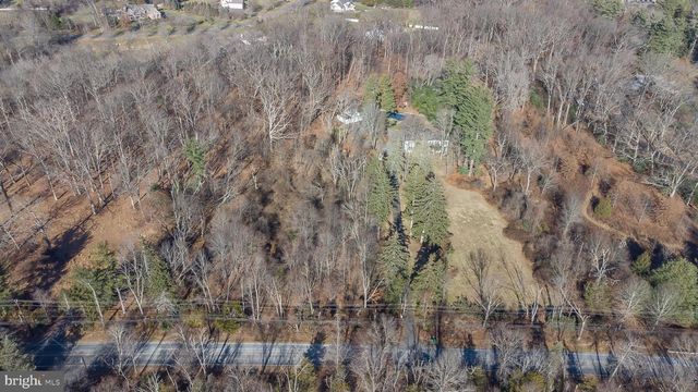 25 ELM RIDGE RD, Pennington, NJ 08534