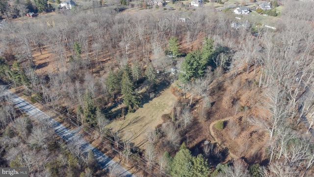 25 ELM RIDGE RD, Pennington, NJ 08534