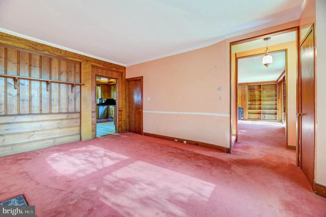 25 ELM RIDGE RD, Pennington, NJ 08534