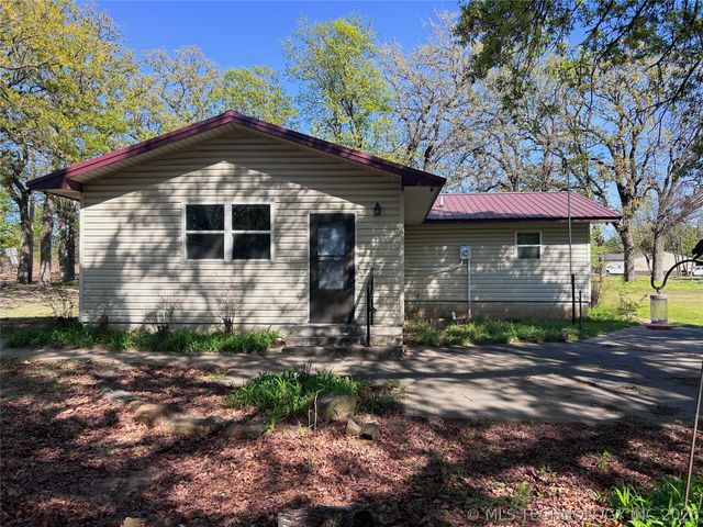 420502 E 1170 Road, Eufaula, OK 74432
