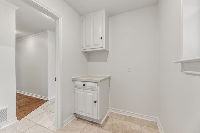 10112 Wandering Way Street, Benbrook, TX 76126