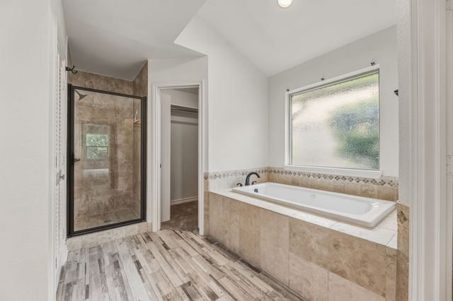 10112 Wandering Way Street, Benbrook, TX 76126