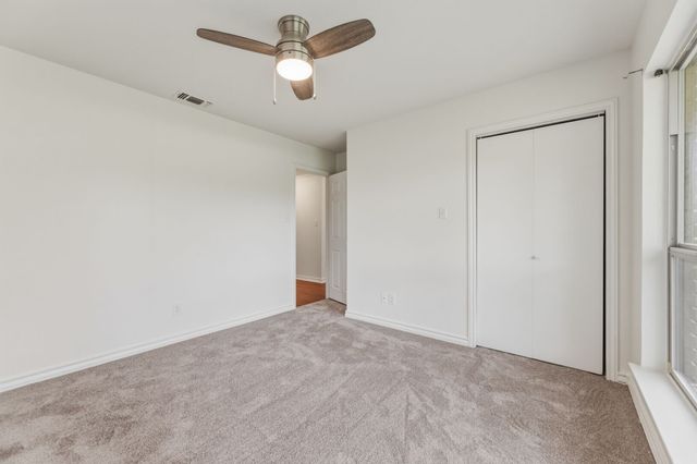 10112 Wandering Way Street, Benbrook, TX 76126
