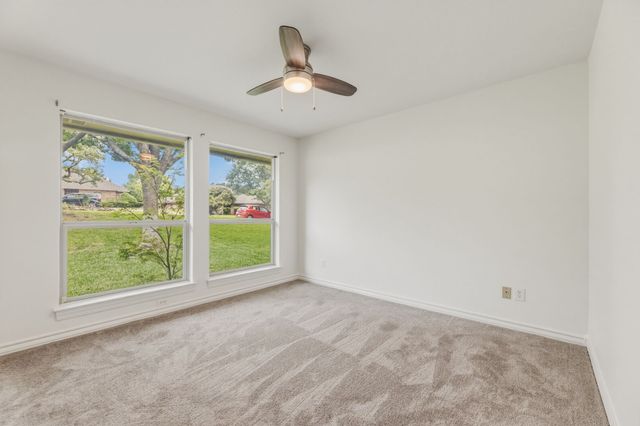 10112 Wandering Way Street, Benbrook, TX 76126