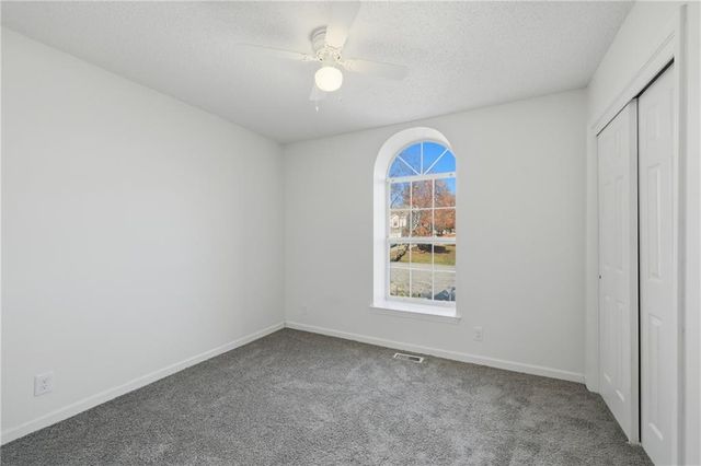 1325 NE Foxwood Drive, Lee's Summit, MO 64086