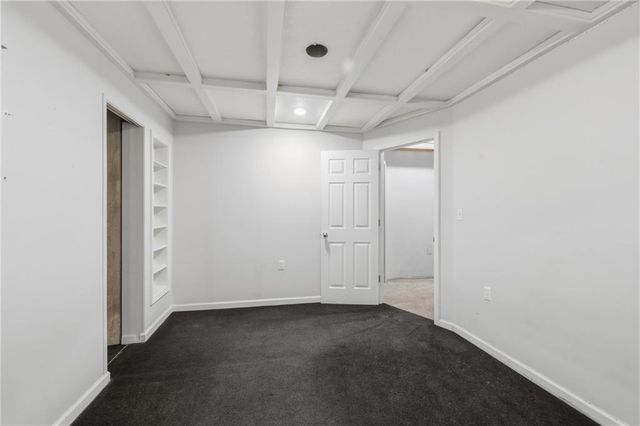 1325 NE Foxwood Drive, Lee's Summit, MO 64086