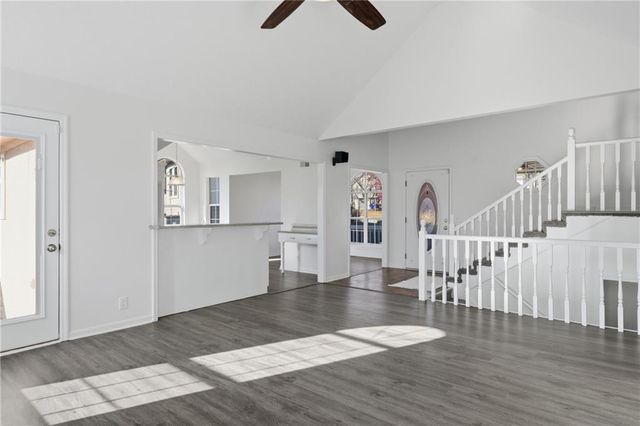 1325 NE Foxwood Drive, Lee's Summit, MO 64086