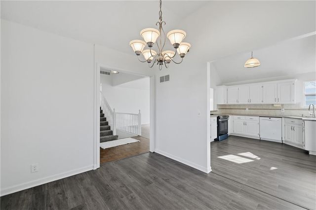 1325 NE Foxwood Drive, Lee's Summit, MO 64086