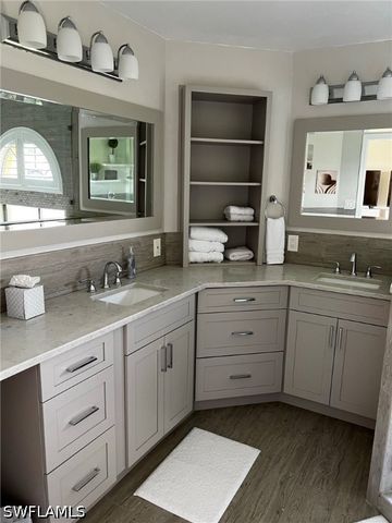 607 Beachwalk CIR K-204, Naples, FL 34108