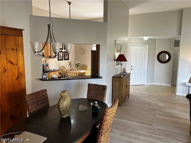 607 Beachwalk CIR K-204, Naples, FL 34108