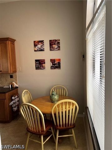 607 Beachwalk CIR K-204, Naples, FL 34108