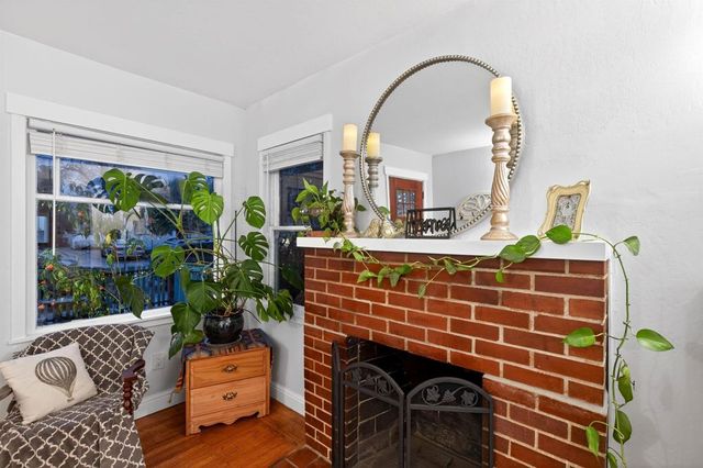 3042 3042 60Th Ave, Oakland, CA 94605