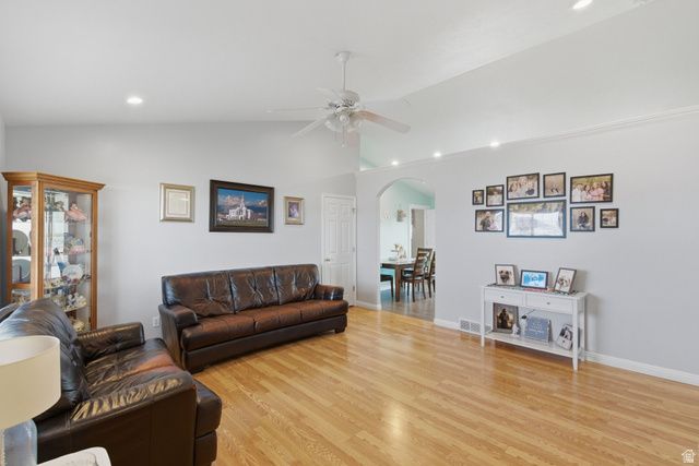 496 E 610 S, Santaquin, UT 84655