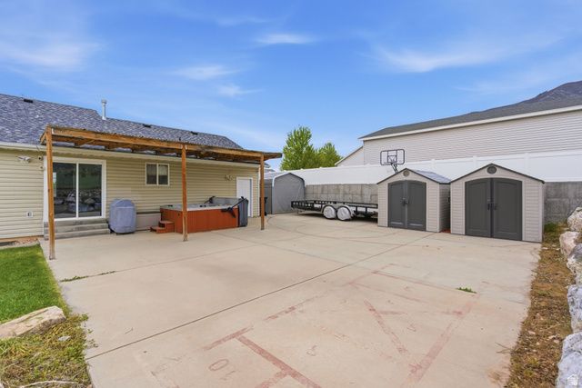 496 E 610 S, Santaquin, UT 84655
