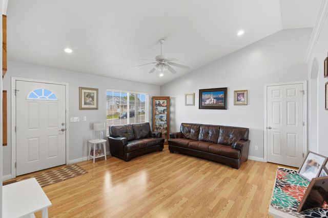 496 E 610 S, Santaquin, UT 84655