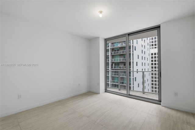 77 SE 5th Street 2914, Miami, FL 33131