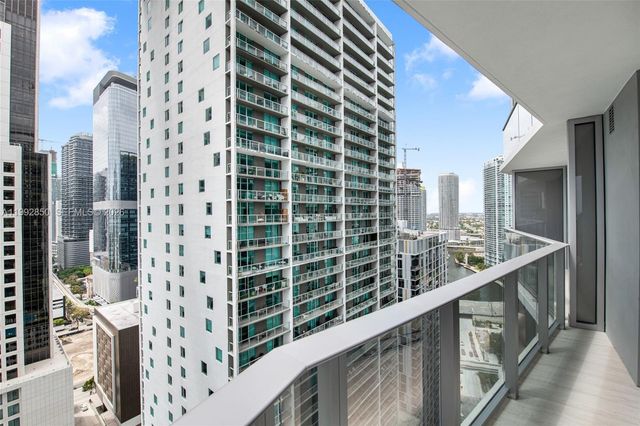 77 SE 5th Street 2914, Miami, FL 33131