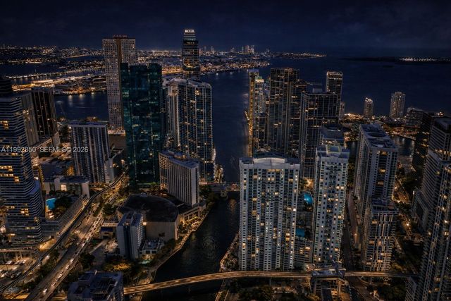 77 SE 5th Street 2914, Miami, FL 33131