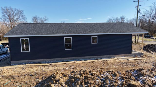 515 College Avenue, Mitchell, IN 47446