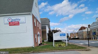 27 S ROYAL AVENUE, Front Royal, VA 22630