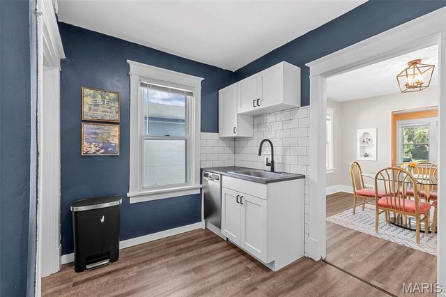 19 Lee Avenue, Ferguson, MO 63135