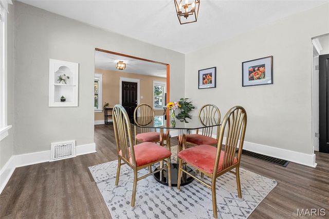 19 Lee Avenue, Ferguson, MO 63135