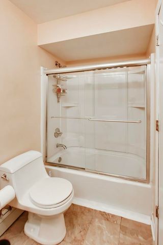 222 Washington Boulevard 305, Oak Park, IL 60302