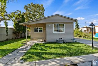 8950 S RELIANCE DR, Sandy, UT 84070