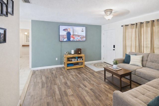 1405 PEMBROOK DRIVE, Leesburg, FL 34748