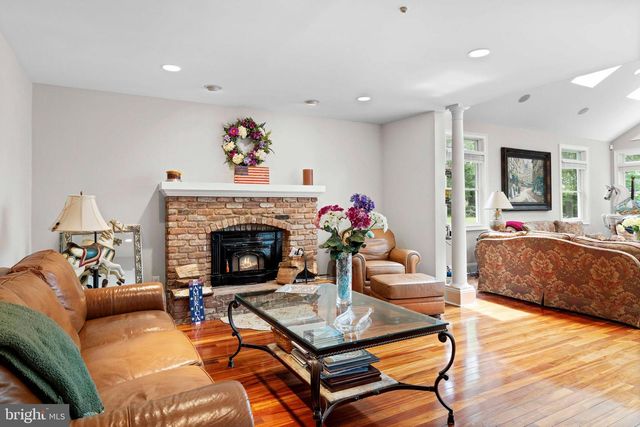 1495 ESTATE LN, Southampton, PA 18966