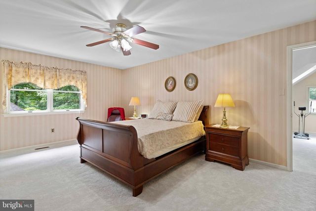 1495 ESTATE LN, Southampton, PA 18966